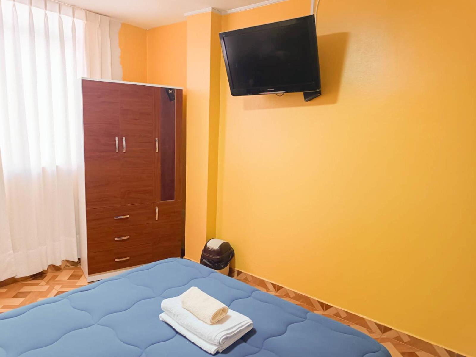 Appartement Right Across From The Airport - Free Shuttle - A Y J Familia à Lima Extérieur photo