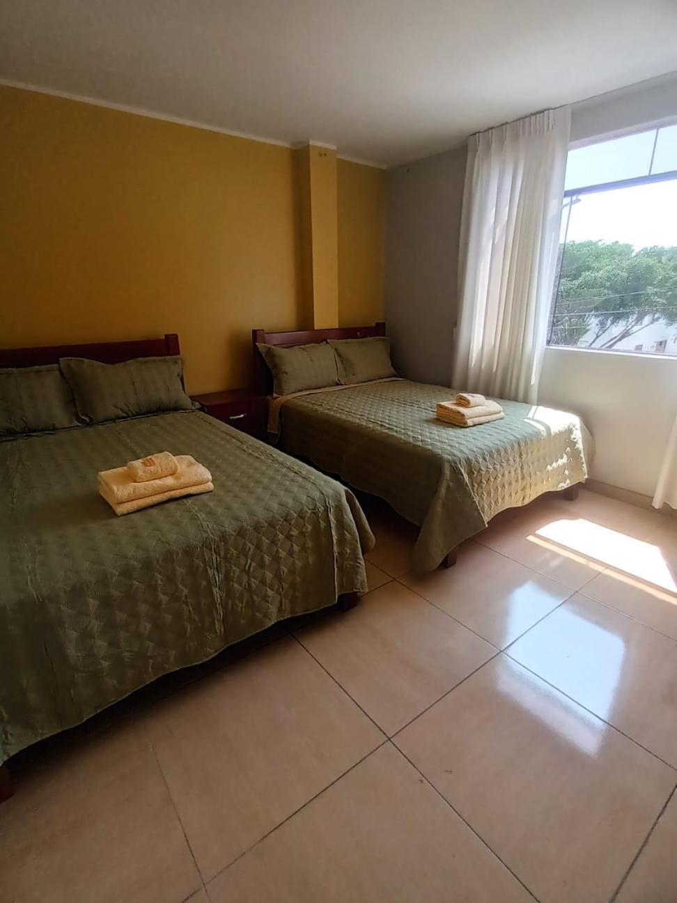 Appartement Right Across From The Airport - Free Shuttle - A Y J Familia à Lima Extérieur photo