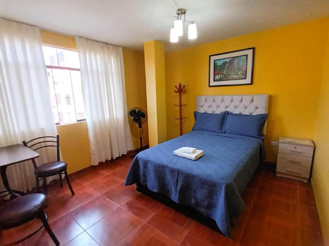 Appartement Right Across From The Airport - Free Shuttle - A Y J Familia à Lima Extérieur photo