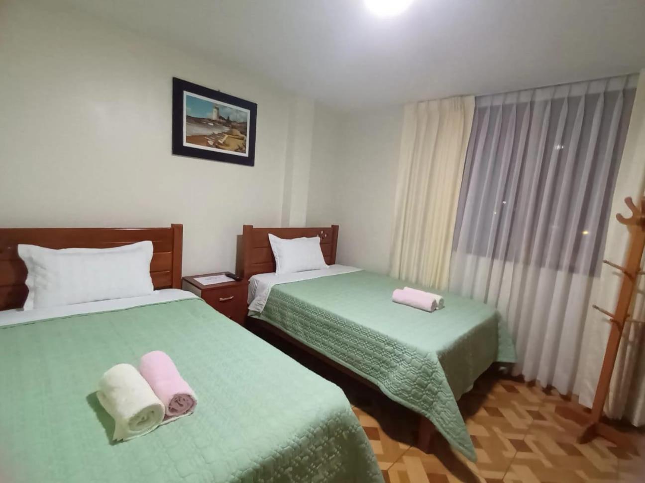 Appartement Right Across From The Airport - Free Shuttle - A Y J Familia à Lima Extérieur photo