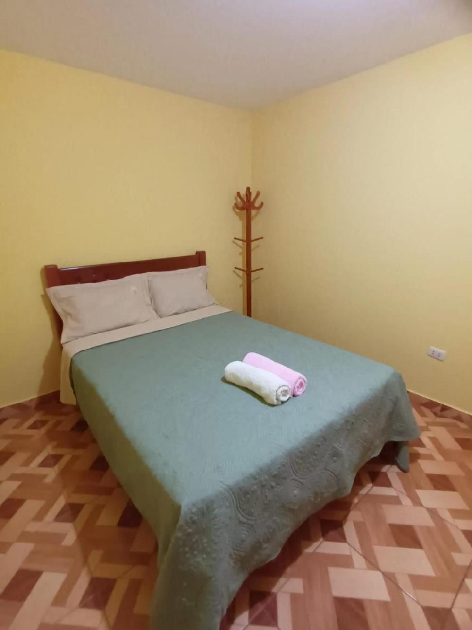 Appartement Right Across From The Airport - Free Shuttle - A Y J Familia à Lima Extérieur photo