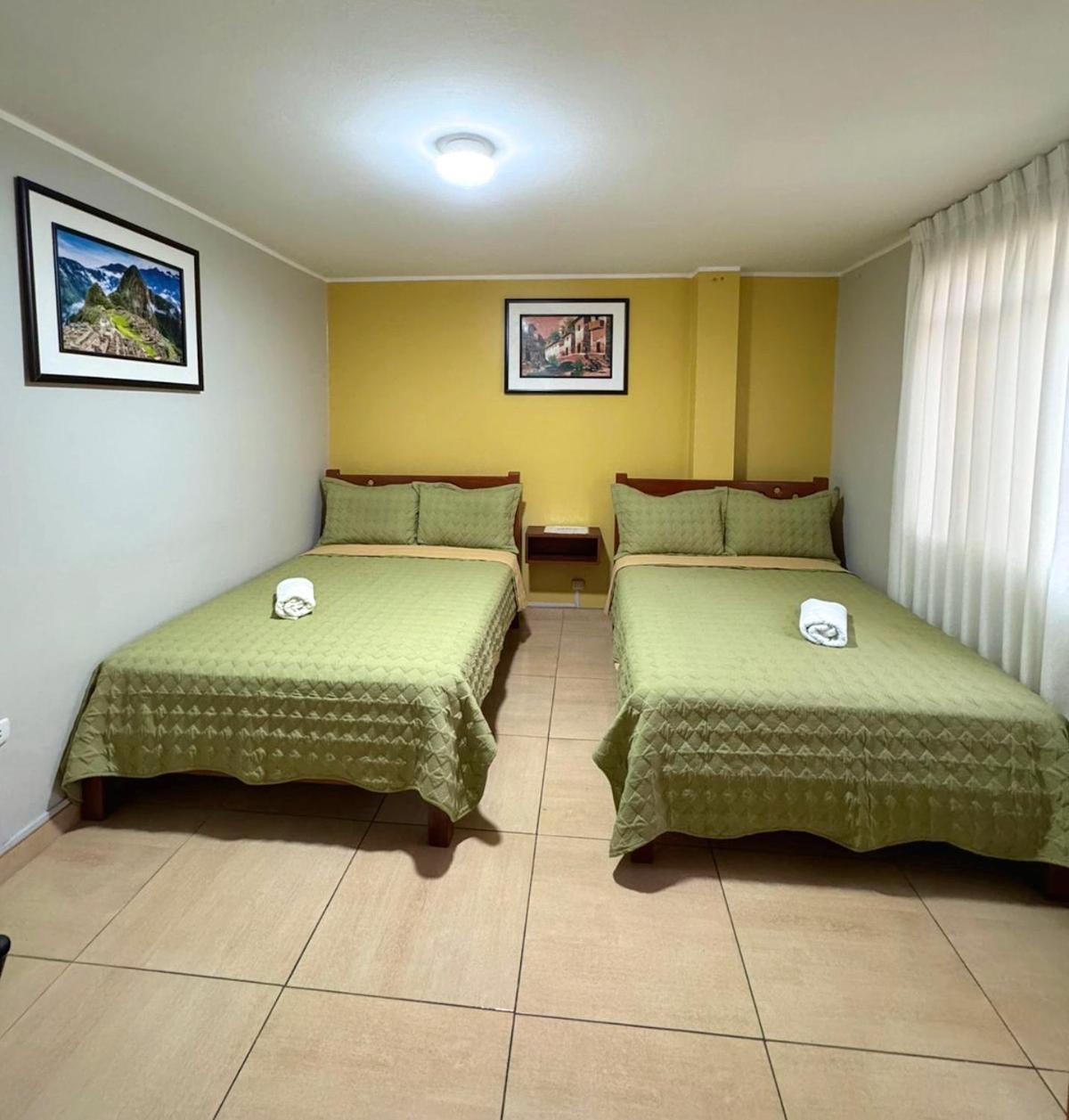 Appartement Right Across From The Airport - Free Shuttle - A Y J Familia à Lima Extérieur photo